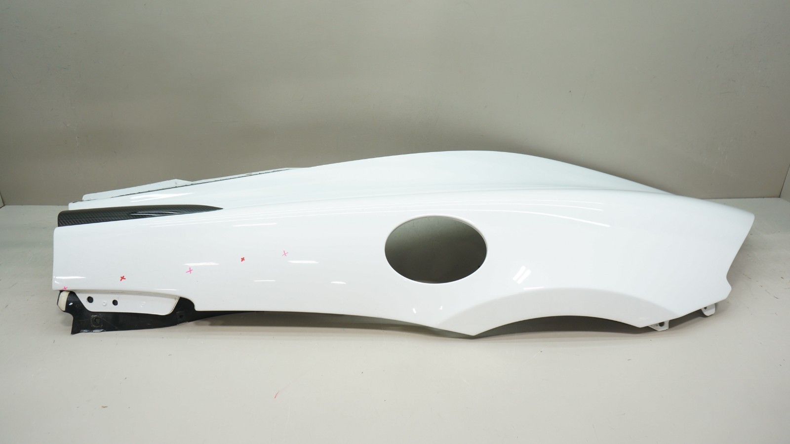 2016-2021 MCLAREN 600LT 570S REAR LEFT DRIVERS SIDE QUARTER PANEL OEM WHITE