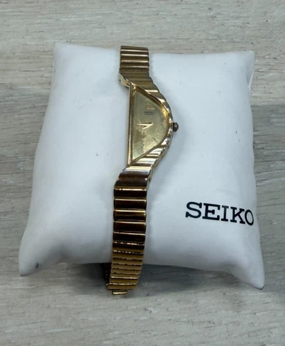 Seiko Vintage Women's Gold Tone Half Moon Ravioli Watch 1F20-5D50 (New Battery)