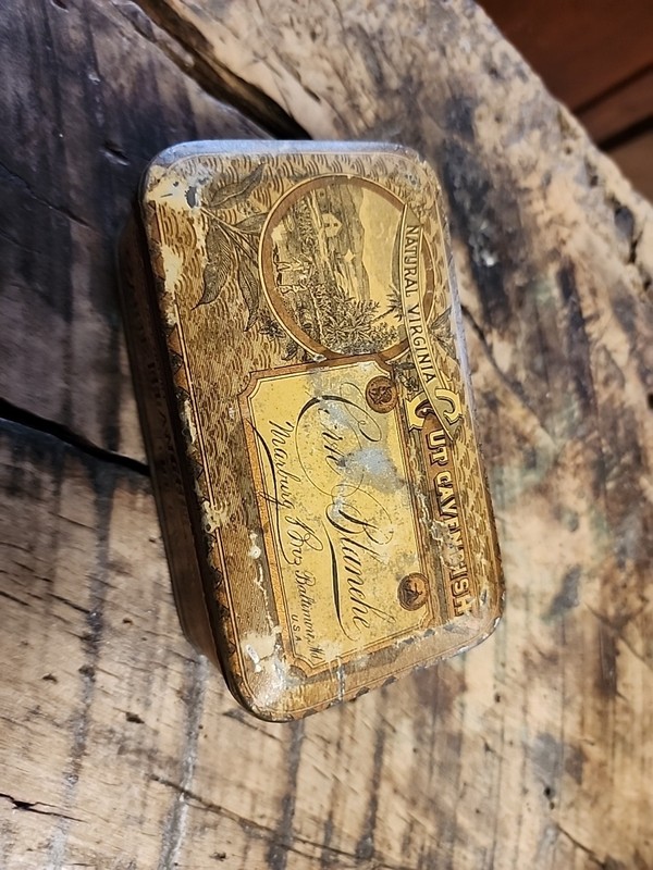 ***LOOK*** Antique VIRGINIA CUT CAVENDISH CARTE BLANCHE  TOBACCO TIN EMPTY