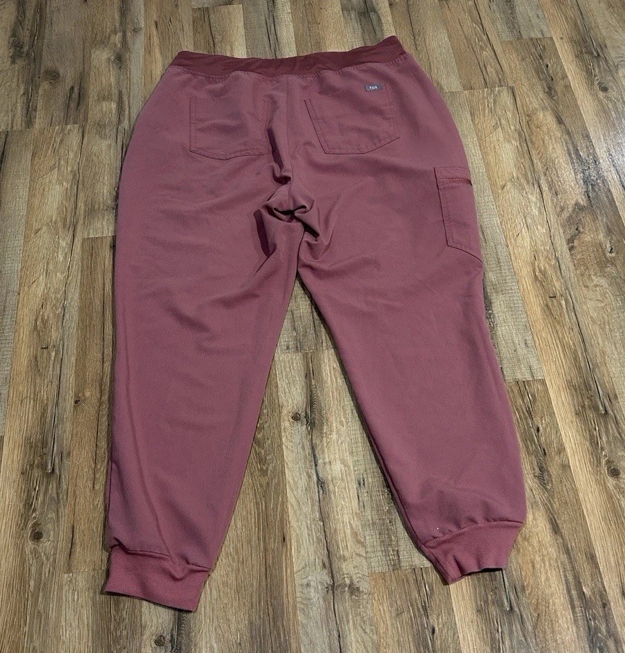 FIGS BASIC SCRUB JOGGER TECHNICAL COLLECTION ROSE… - image 2