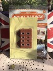 Hatchette Your Model Railway Village Magazine Issue No99 New With Building