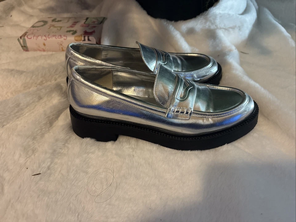 Mocasines Zara para mujer metálicos plateados talla 39 o EE. UU. 8,5 plataforma gruesa y2k Foto 3 de 4