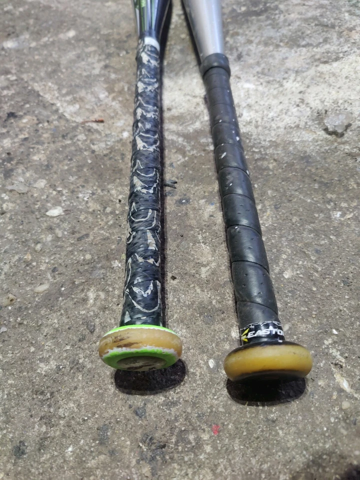 Bate Softbol S/P Uno es Titanio y otro es Compuesto  Foto 2 de 4