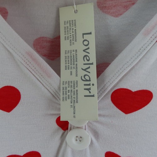 LOVELY GIRL Womens Size 8/Small White & Red Heart V-Neck Top - Picture 10 of 13