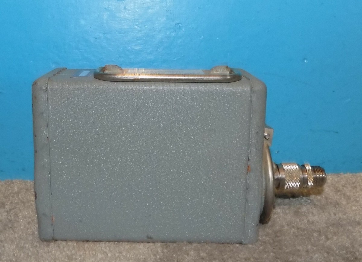 Bird Termaline Model 8150 Coaxial Resistor 50w 50Ω Good Bird Termaline Model 8150 Coaxial Resistor 50w 50Ω Good