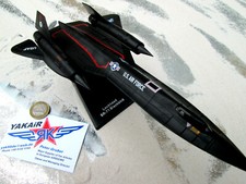 SR - 71 Blackbird USA  Metallmodell Ferigmodell  / Yakair Avion Aircraft 1:144