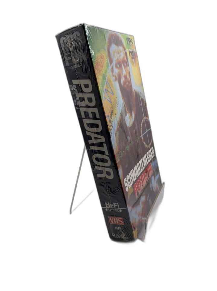 PREDATOR VHS Sealed 1988 CBS FOX VIDEO Watermark 1st Run No Barcode Near Mint - Image 3 of 4