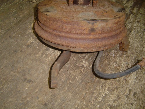 1967 1969 Ford Mustang Left Front Spindle - Picture 3 of 3
