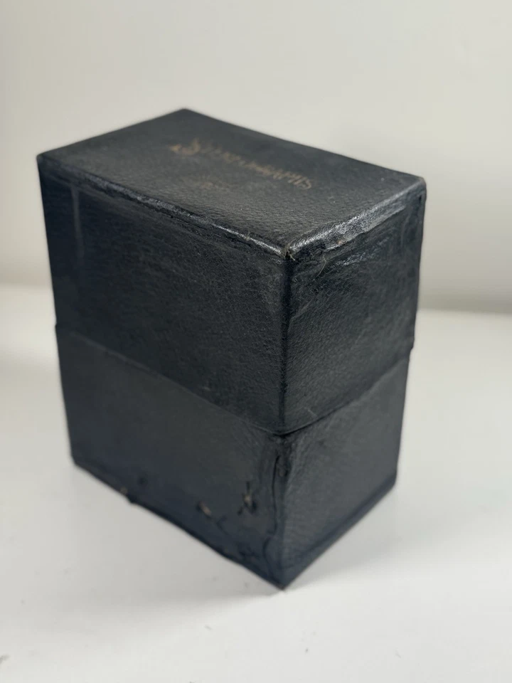 Estuche de almacenamiento Stereoview Stereoview - Cuero sintético negro guijarros Underwood Foto 3 de 4