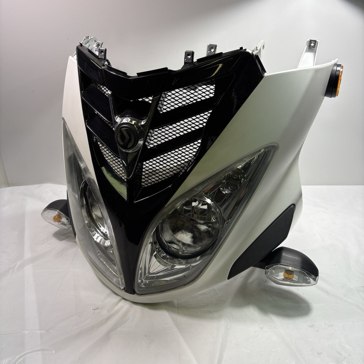OEM SYM Joyride / RV200 Front Panel Cover W/ Headlights, Signals