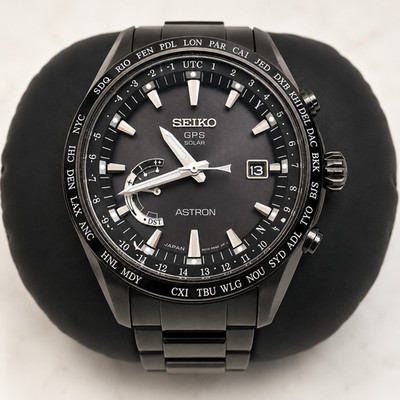 Seiko Astron SBXB089 8X22-0AG0 GPS Solar Titan Schwarz Herrenuhr Japan