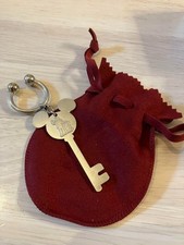 Disney Mickey Walt Disney Collectible Key Ring Rare Magical Cast