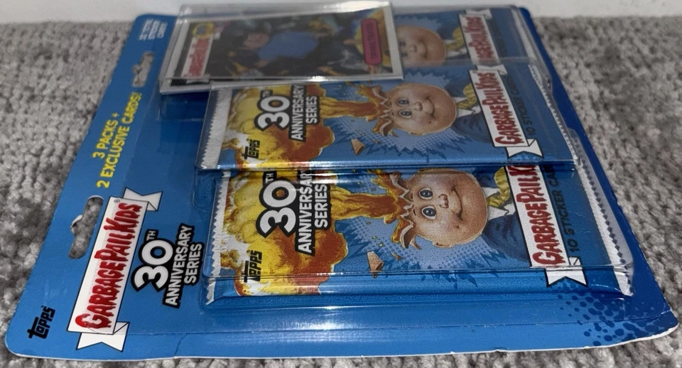 NUEVO Garbage Pail Kids 30 Aniversario Blister Paquete de 3 + 2 Tarjetas Excl. GPK SELLADO Foto 4 de 4