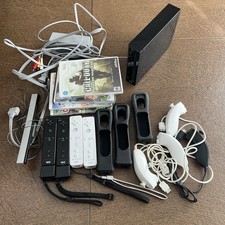 Nintendo Wii RVL-001 USA Black Console Bundle 4 Remote Controllers Nunchuks