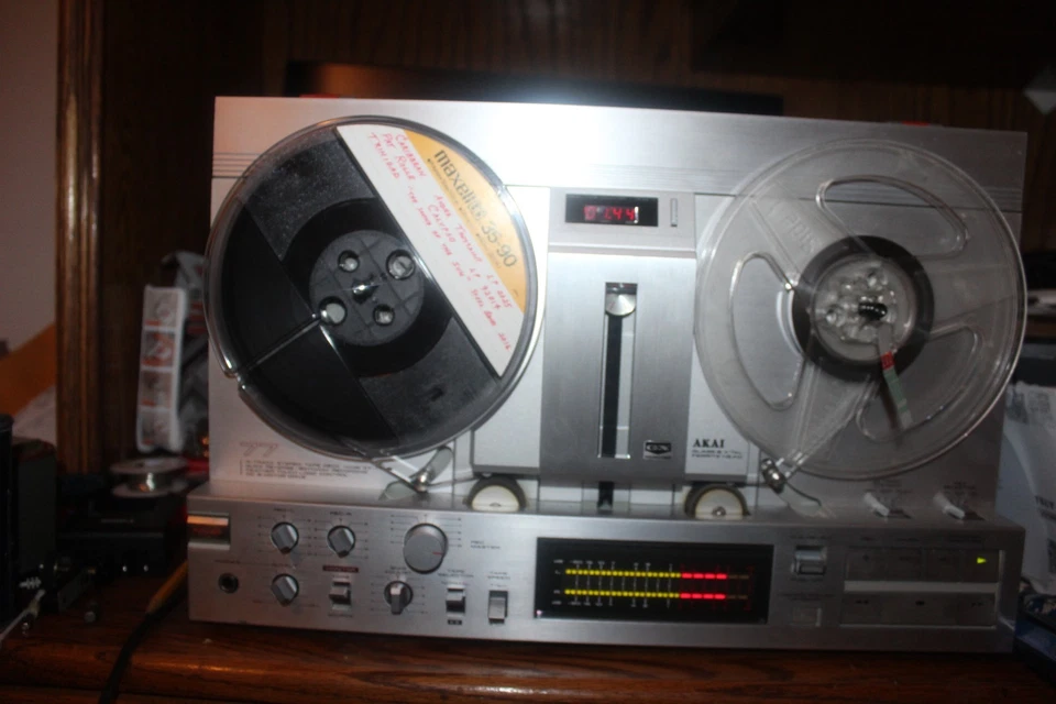 akai gx-77 reel to reel tape recorder serviced by the seller  multi voltage - Image 3 of 4