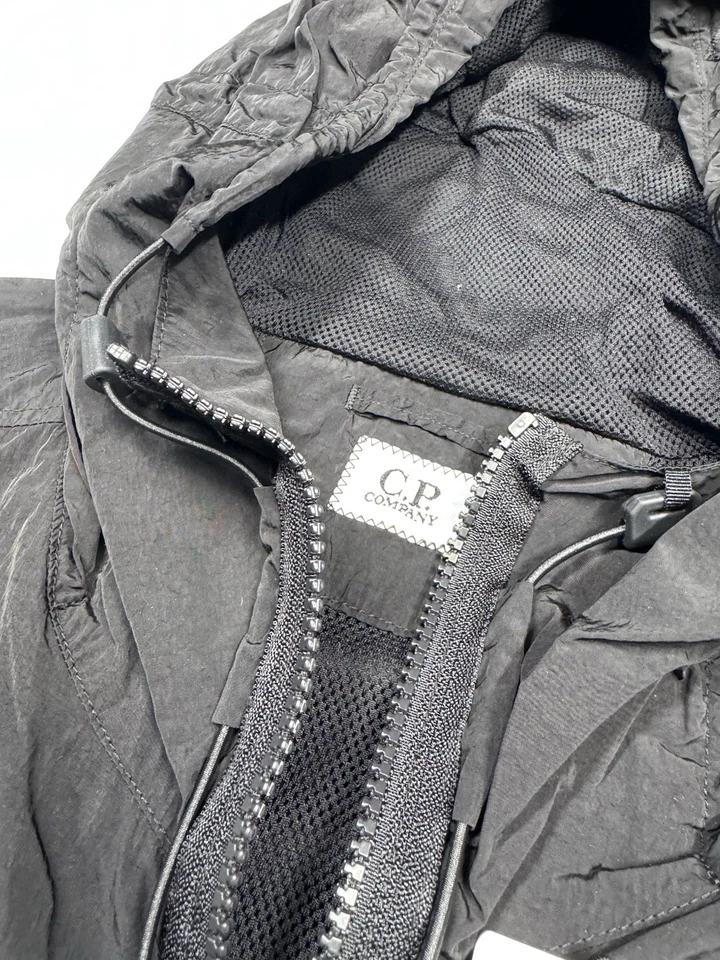 C.P. COMPANY 156A Chrome-R Zipped Hooded Overshirt in Black. - XL. - Image 3 of 4