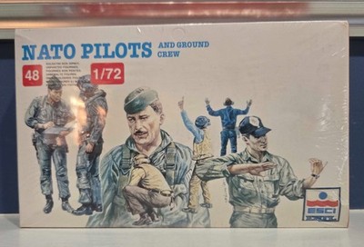 ESCI ERTL NATO Pilots and Ground Crew 1:72 Factory Sealed Model Kit 243 ~ NOS