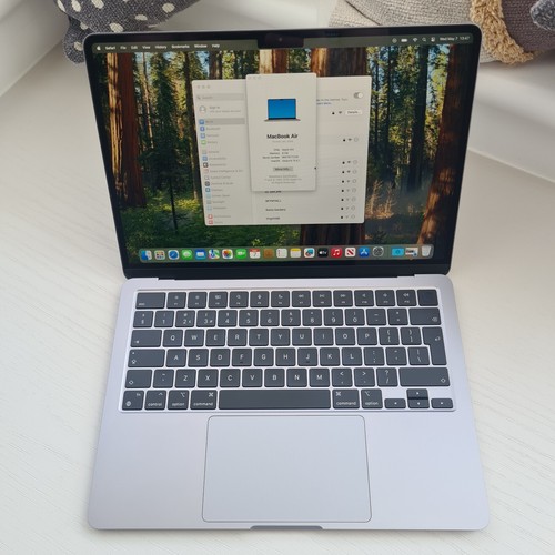Apple MacBook Air 13" 2024 MRXN3B/A M3 - 8GB RAM/256GB SSD A3113