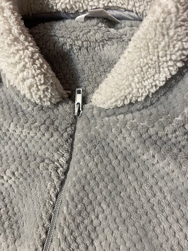 SECRET TRESURES Zippered Robe GRAY FLEECE LONG NIGHTGOWN ROBE SZ M - Picture 3 of 6
