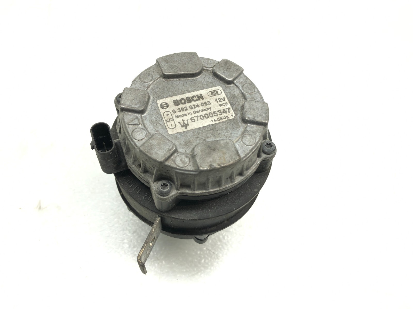 2014-2020 MASERATI GHIBLI S Q4 3.0 V6 RIGHT PASS FRONT AUXILIARY WATER PUMP OEM.