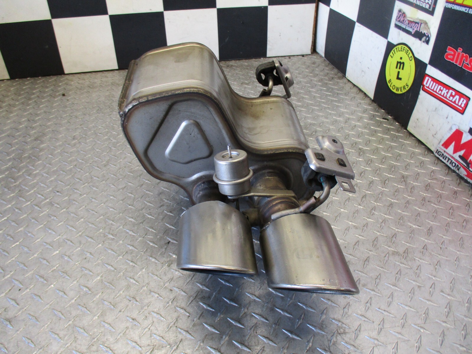 14-17 2017 Maserati Ghibli EXHAUST MUFFLER SET RIGHT REAR SECTION 067700054267