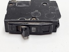 1 Pole 30 Amp 120/240V AC Type QO Plug In Circuit Breaker LM-6538