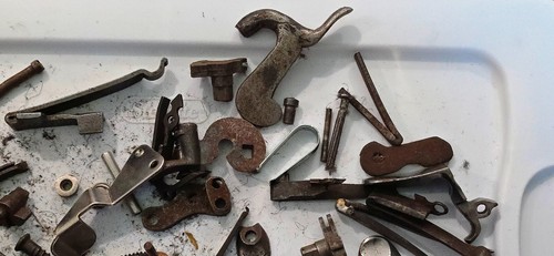 MIXED LOT ORIGINAL BLACK POWDER MUZZLE LOADER FLINT LOCK PARTS MUZZLELOADER - Picture 3 of 5