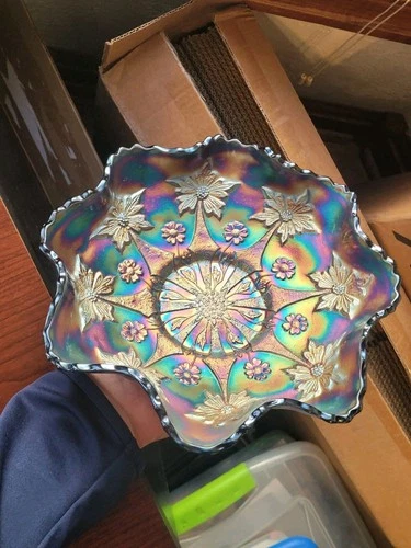 Super Pretty Fenton Blue Carnival Glass Little Flowers Pattern Bowl