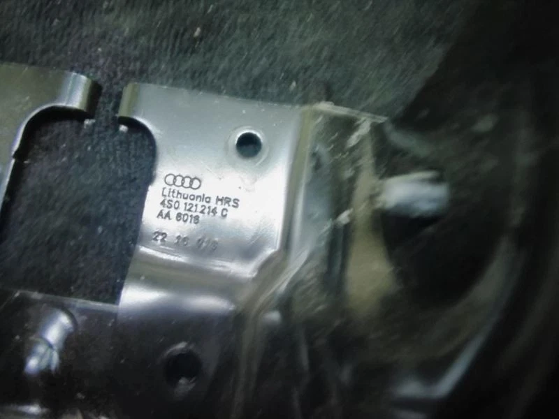 SOPORTE AUDI R8 2017 PARA DEPÓSITO Foto 3 de 4