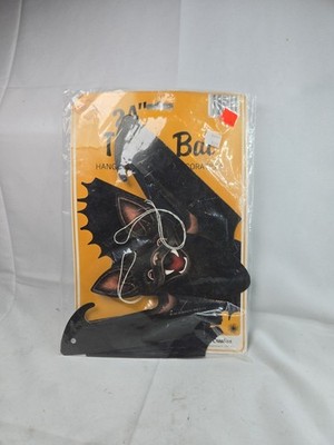BEISTLE Co 1987 FLYING BAT DieCut Cardboard Crêpe Paper Wings Halloween Vintage