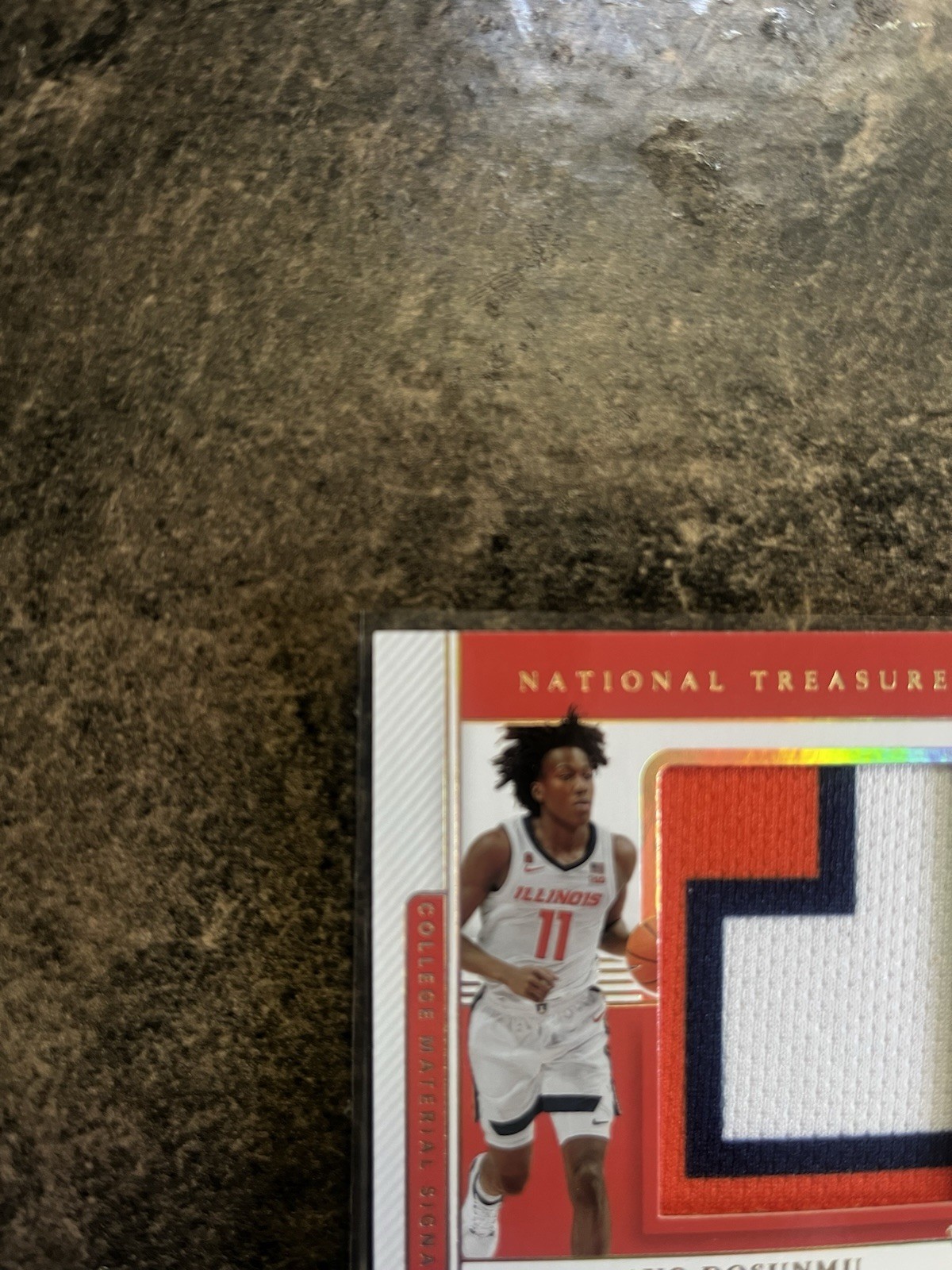 2021 Panini National Treasures Collegiate Gold Ayo Dosunmu Rookie Patch Auto /10 view 3