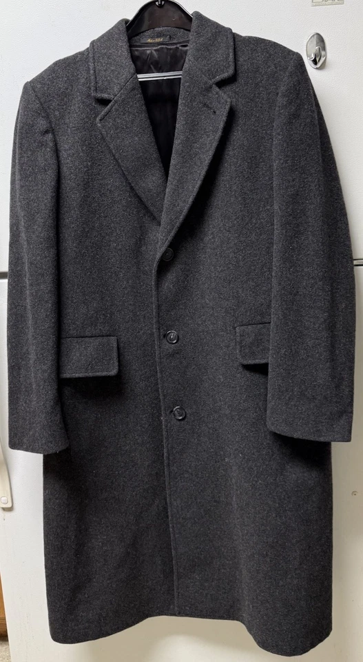 Abrigo clásico para hombre con solapa con muescas, color carbón London niebla lana pura Foto 4 de 4