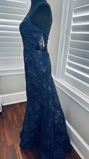 NWT BETSY ADAM Evening Gown. FULL SEQUIN CROSS BACK SIZE 4 MSPR 340.00