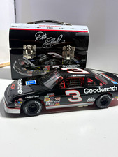 GM Dale Earnhardt 3 Goodwrench 1994 Chevrolet Monte Carlo 1:24 Diecast Case