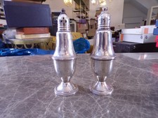Elegantes Paar Salzstreuer und Pfefferstreuer 14 cm USA in Echtsilber 925 TOP !