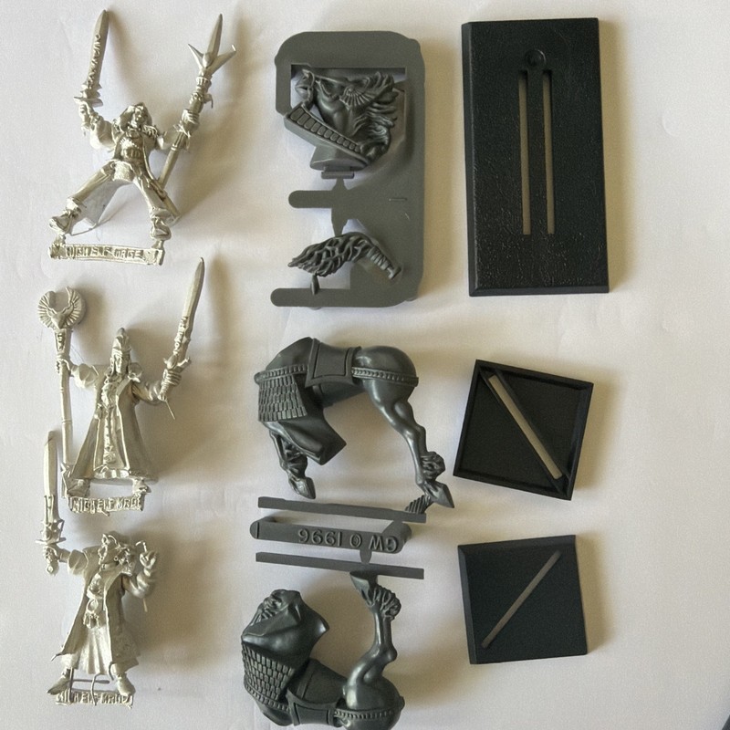 3 x classic High Elf Mages OOP metal new unpainted Warhammer the Old World BNIB