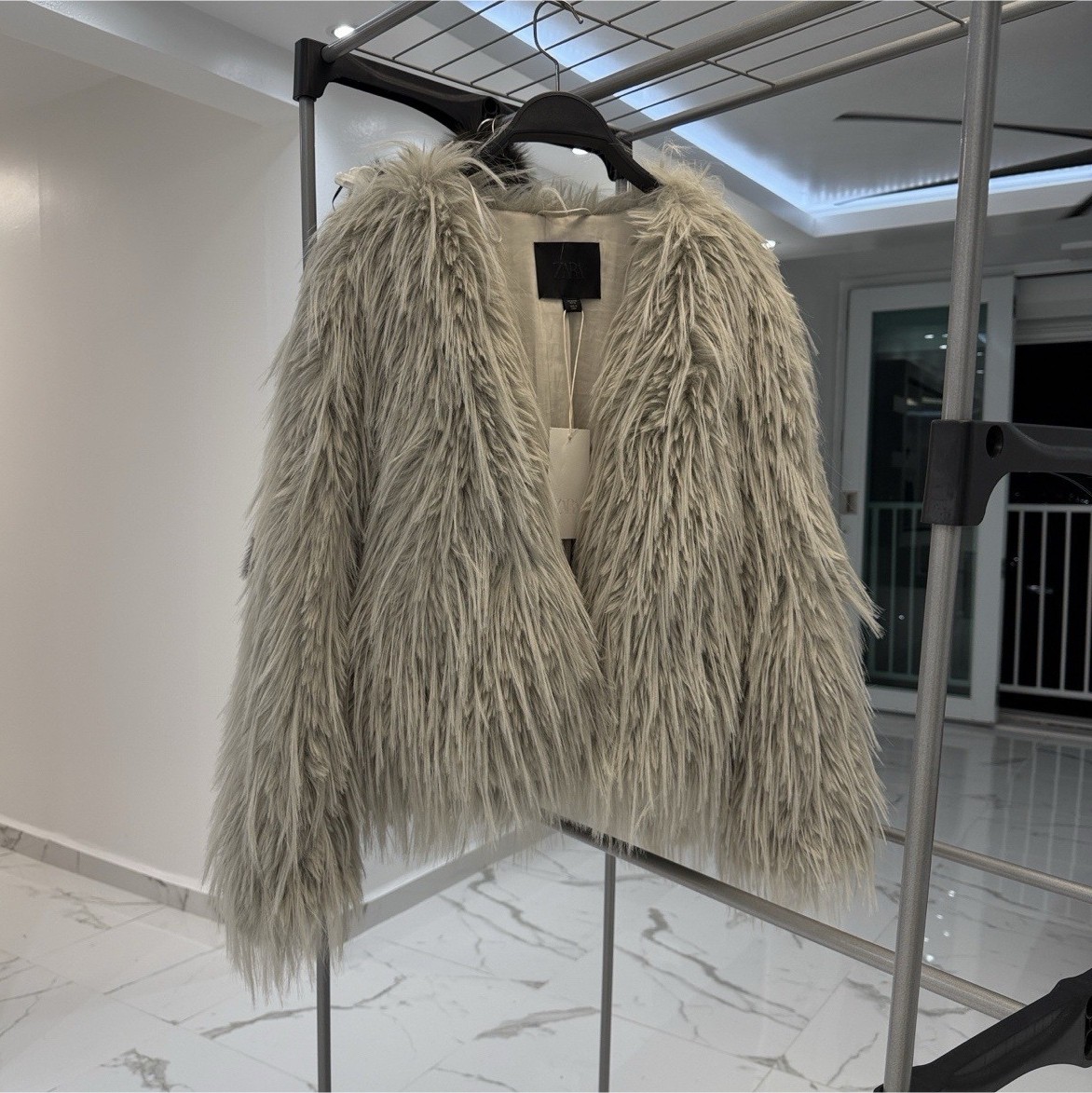 ZARA WOMAN COLLECTION FAUX FUR COAT Jacket Light Gray , XS 