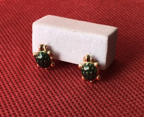 Real 14kt Yellow Gold Green Enameled Sea Turtle JCM Vintage Post Earrings - Picture 13 of 15