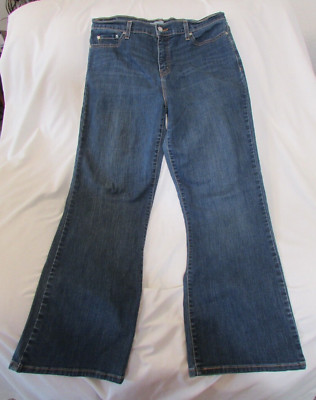 Ladies ''Levi's'' Size 16S (W33xL29) Blue/512/Slimming/Bootcut/Jeans