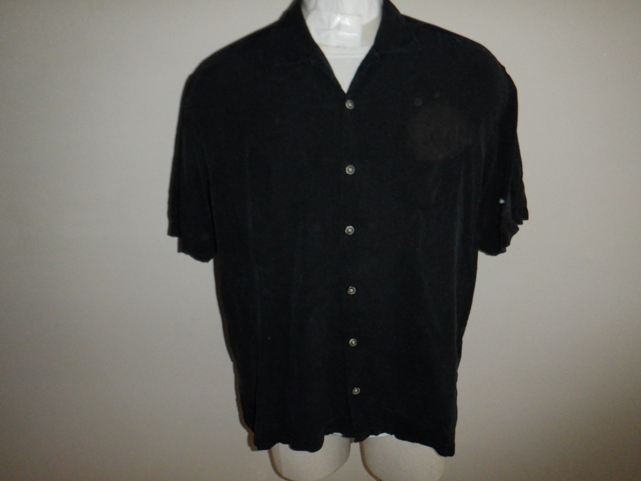 Men's Tommy Bahama sz XL 100% SILK Black Floral SS Hawaiian Camp Shirt