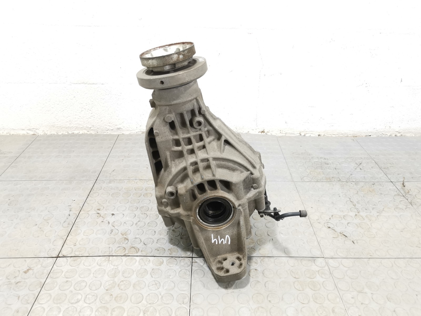 Maserati Levante S AWD 2017 Rear Differential Diff Axle Carrier 2.80 670037685
