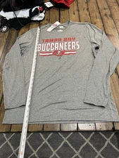 NWT tampa bay buccaneers large long sleeve shirt dri fit style