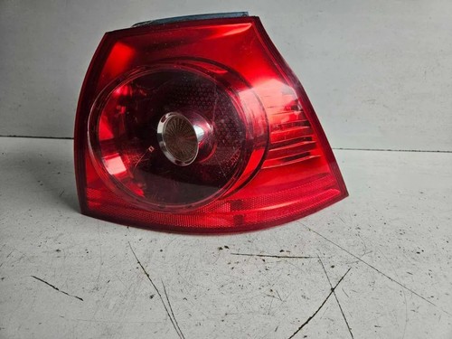 VW GOLF V 1K1 Rücklicht hinten rechts 1K6945096J 1K6945096G 34698227