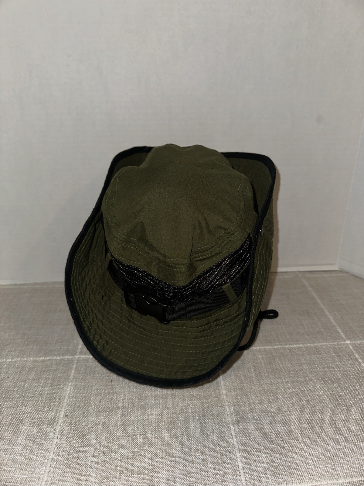 Picture 2 of 6