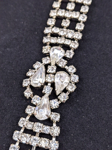 1" Wide Prong Set Rhinestone Bracelet Designer Quality 1950s Hollywood Regency - Picture 6 of 11