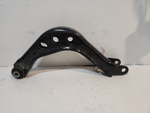 GM Upper Control Arm 84557847 - Picture 2 of 3