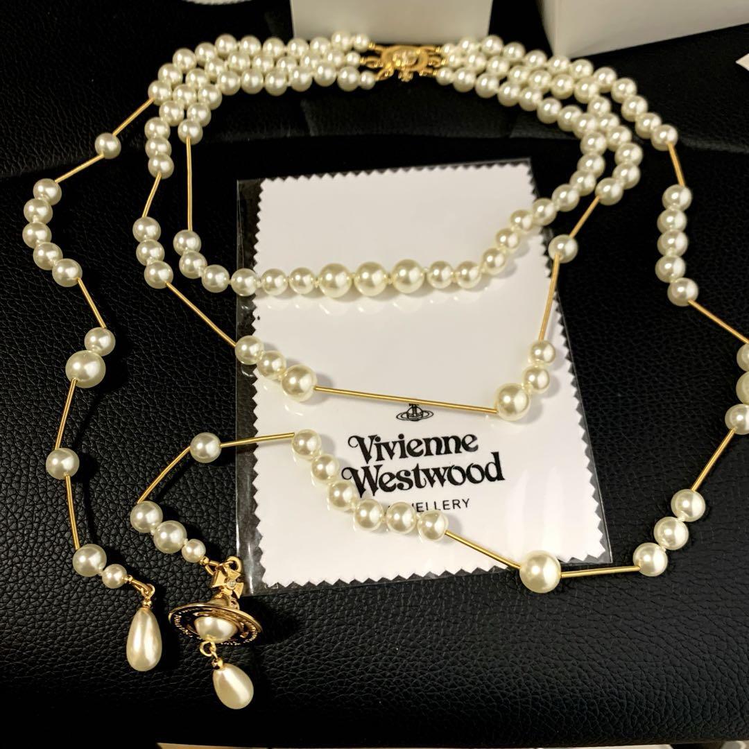 Vivienne Westwood Necklace Three Strands of Pearls Broken Long Orb