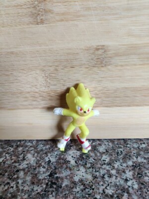 Super Sonic The Hedgehog Yellow 3  Figure Loose Replacement Figurine Toy