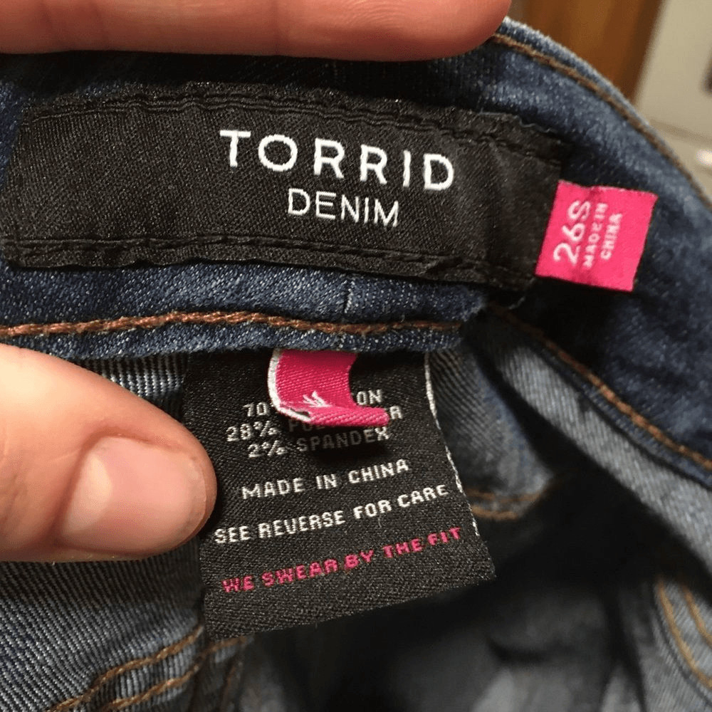 Torrid 26S cropped basic normcore plus size skinn… - image 4