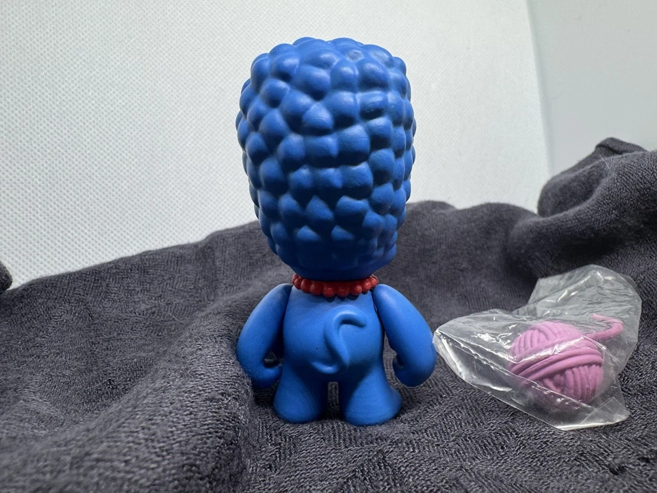 Kidrobot Simpsons Treehouse Of Horrors Serie Marge Cat Con Hilado SIN CAJA Foto 2 de 3